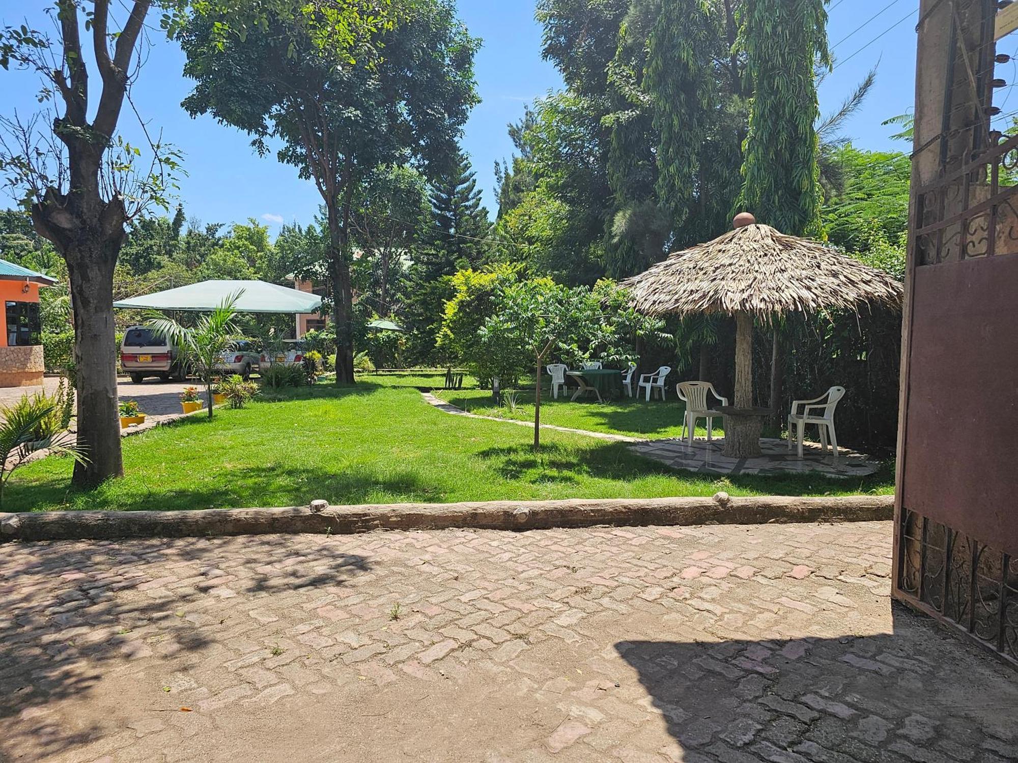 B-More Comfort Stay Boma la Ngombe Zewnętrze zdjęcie