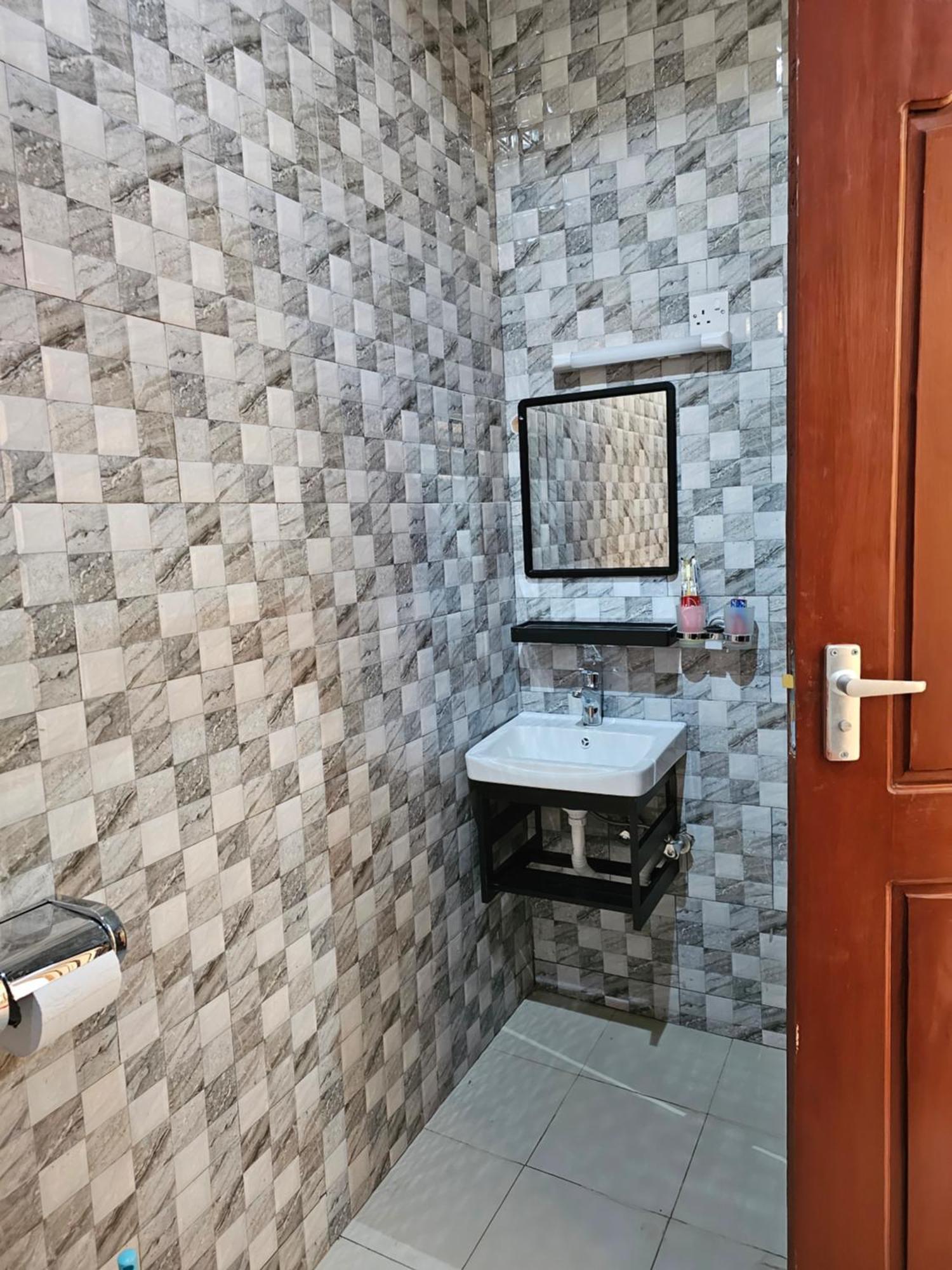B-More Comfort Stay Boma la Ngombe Zewnętrze zdjęcie
