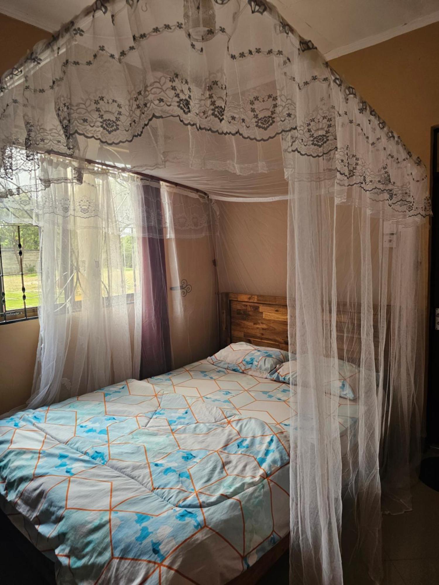 B-More Comfort Stay Boma la Ngombe Zewnętrze zdjęcie